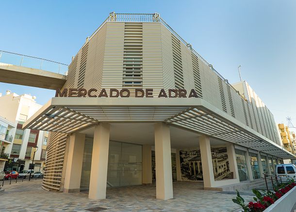 MERCADO DE ADRA